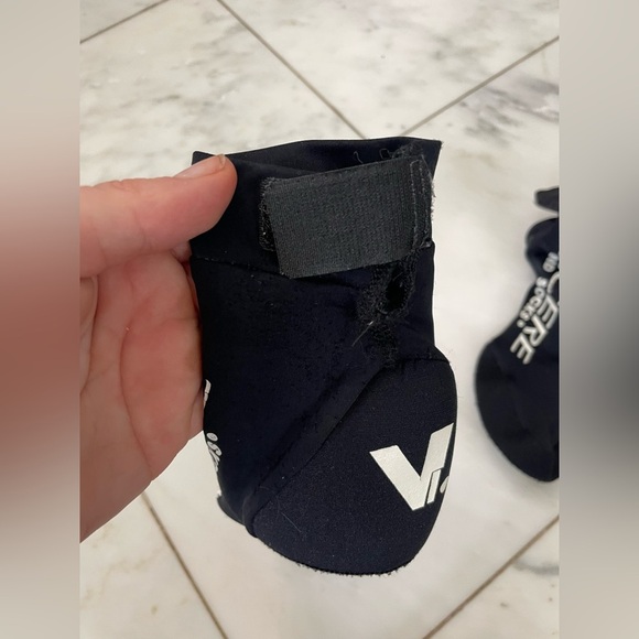 Vincere, XS, black neoprene sand socks, foot protection, sand soccer, water sock - Picture 4 of 6